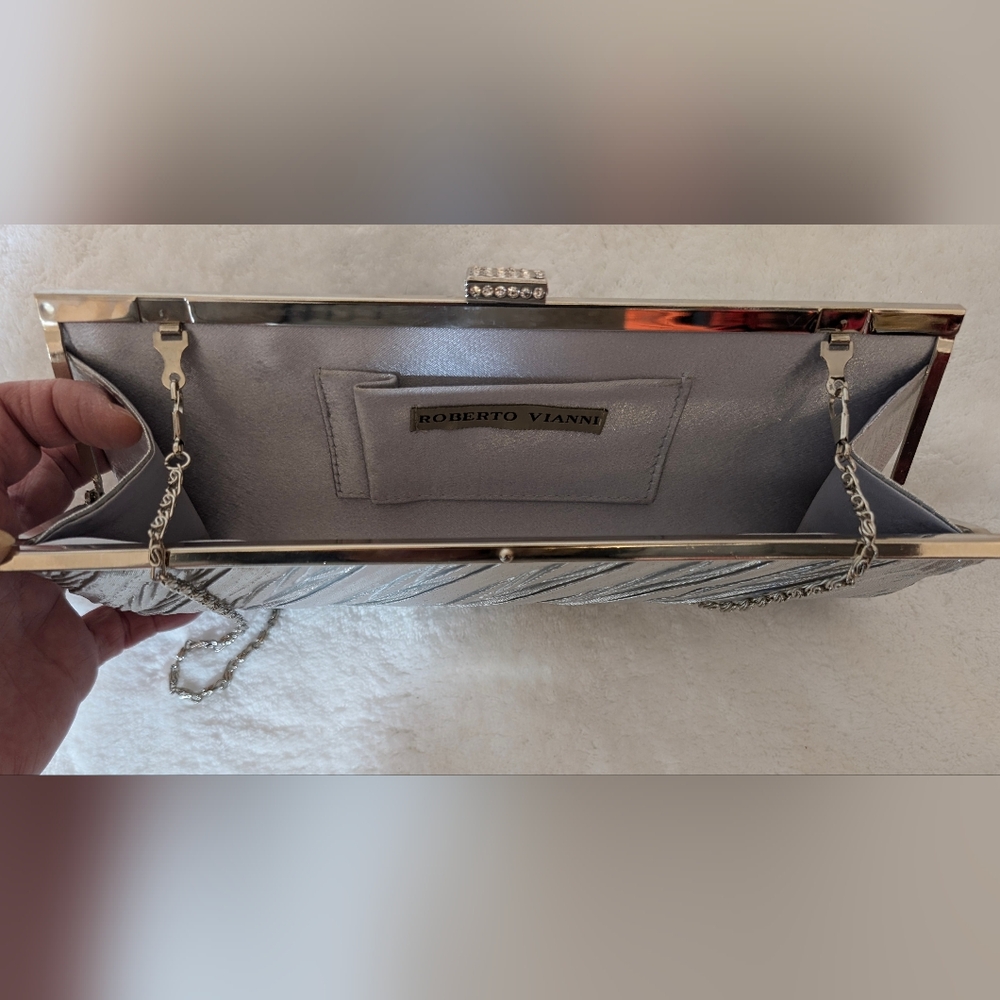 Roberto Vianni Silver Satin Evening Clutch/ Shoulder Bag - Picture 3 of 4